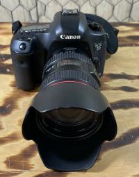  Canon EOS 5D MARK III 22.3 MP with 