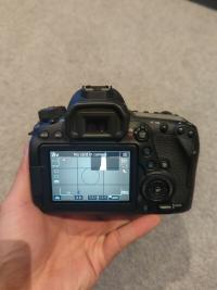 Canon EOS 6d Mark II 26.2MP /24-105mm lens