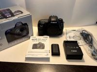 Neatly Canon EOS 5D Mark IV 30.4MP Digital SLR Camera