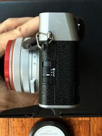 FUJIFILM X100VI - Silver (200 Shutter Actuations)