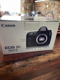 Canon EOS 5D Mark IV body Only(brand new)