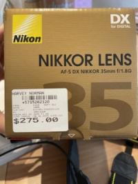 Nikon D7200 plus lens - only 870 shutter count! 