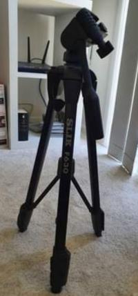 Canon EOS 600D camera (including x2 lenses & other accessories) 