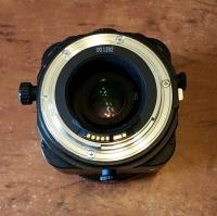 Canon TS-E 24mm f/3.5 L Tilt and Shift Lens