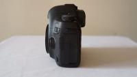 selling canon EOS 5d mark IV