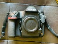 Nikon D850 45.7 Digital SLR camera 2352 shutter count