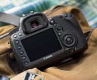 Canon EOS 5Ds Camera with Extra Battery