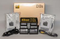 NIKON D3s ORIGINAL OWNER IN MINT CONDITION 