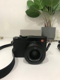 Leica Q (Typ 116) with box and accessories