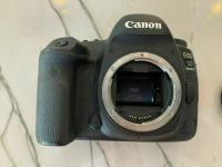 Canon 5D Mark iv body only 
