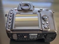 Used Nikon D850 45.7MP Digital SLR Camera (Body Only). Nice!!