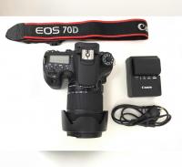 Canon EOS 70D Camera with Canon EF-S 18-135mm f/3.5-5.6 is STM Zoom Lens